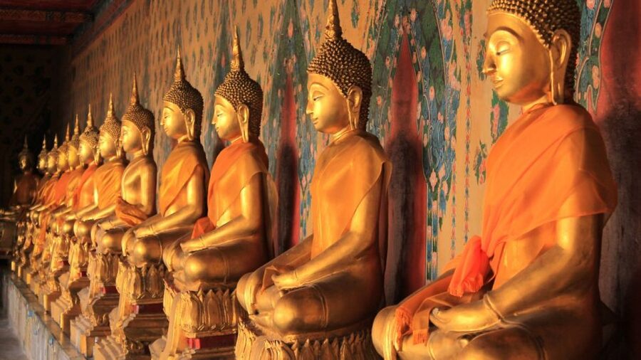 Bangkok: Grand Palace & Wat Pho Half-Day Private Tour - Transport, heat, and the four-hour pace