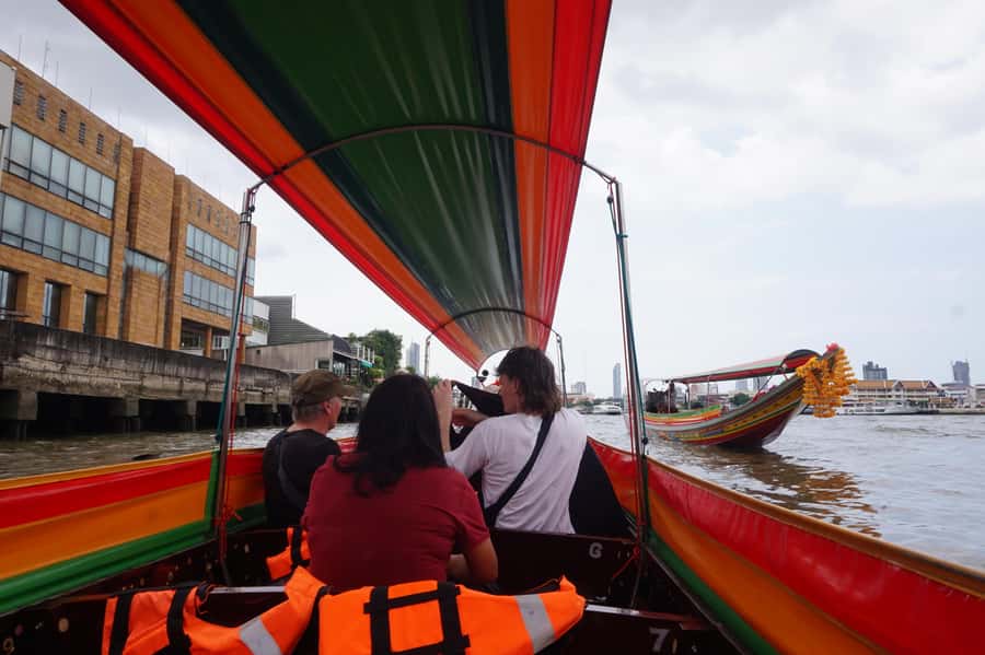 Bangkok: Grand Palace, Wat Pho & Long Tail Boat Tour - Key points to know before booking