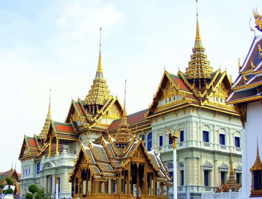 Bangkok: Grand Palace, Wat Pho & Wat Arun Tour in Italian - Bangkok’s sacred core by ferry and tuk-tuk