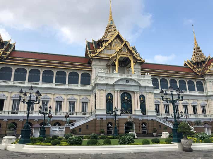 Bangkok: Grand Palace, Wat Pho & Wat Arun Tour in Italian - Who should book this Bangkok temple tour?