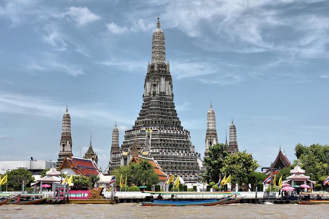Bangkok Heritage Highlights: Grand Palace & Three Temples Tour - Clothing, heat, crowds, and timing