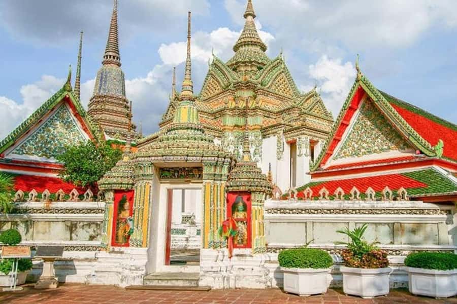 Bangkok Highlight Temple Private Tour - Starting at Wat Phra Kaew and the Grand Palace