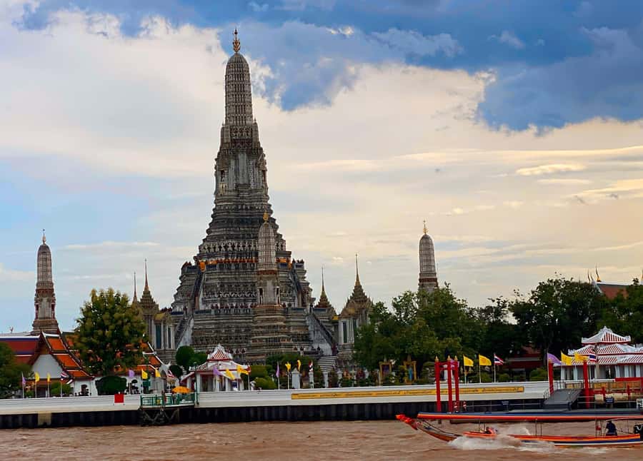 Bangkok Highlights Tour: City Temples and Beyond - Price, comfort, and the group-size question