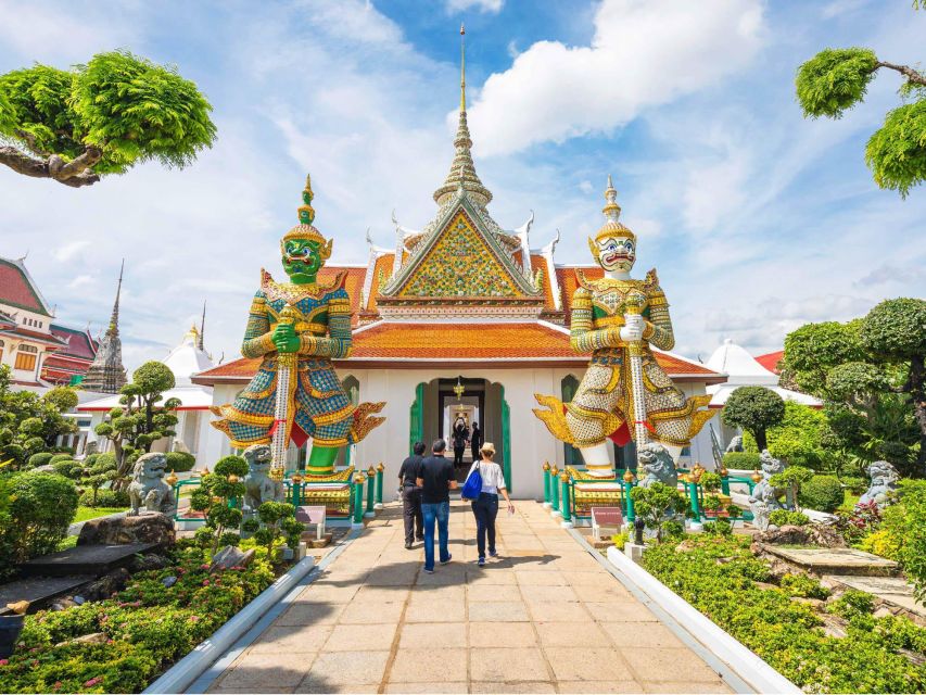 Bangkok: Instagram Spots & Half-Day Temples Tour - Three famous Bangkok temples without the usual planning headache