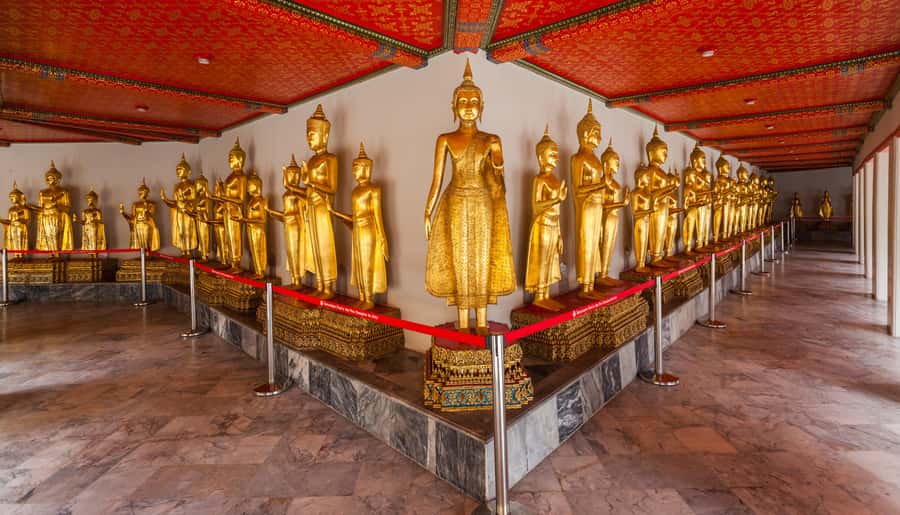 Bangkok: Private Temple City Grand Palace, Wat Pho, Wat Arun - Crossing the river to Wat Arun