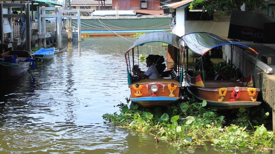 Bangkok: Private Thonburi Longtail Boat Tour & Wat Pho Visit - What the Longtail Boat Ride Is Really Like