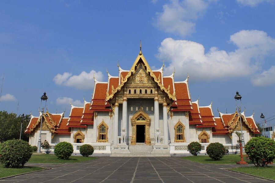 Bangkok: Private Thonburi Longtail Boat Tour & Wat Pho Visit - Hotel Pickup Keeps the Half-Day Simple