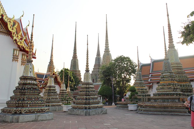 Bangkok Reclining Buddha (Wat Pho) Entrance Ticket - A self-guided visit, not a temple lesson