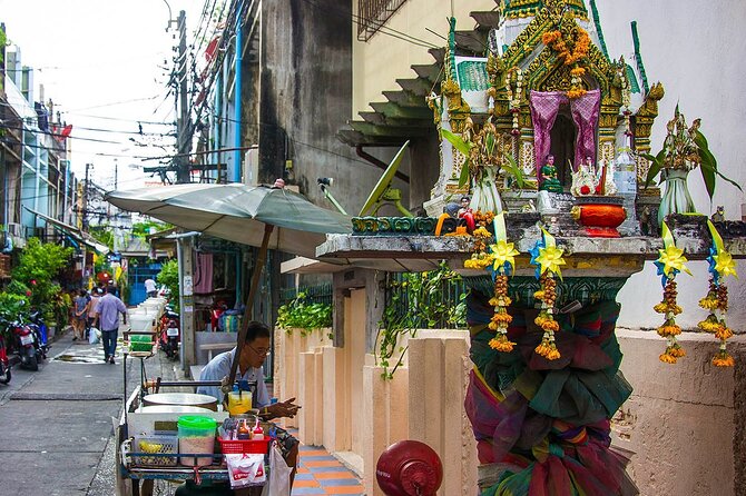 Bangkok Temples Tour - Wat Pho and the original Thai massage school