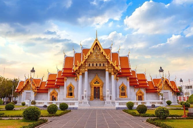 Bangkok Temples Tour Including Reclining Buddha at Wat Pho without Hotel Pick Up - Key points at a glance