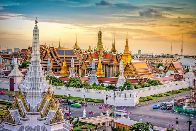 Bangkok Three Temples and The City - Wat Pho and the Reclining Buddha
