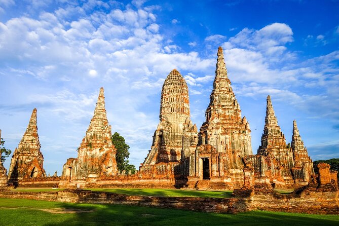 Bangkok to Ayutthaya: Temples & Local Candy One Day Tour - Wat Chaiwatthanaram and Its Riverside Setting