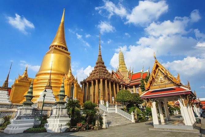 Bangkok Two Temple Tour: Wat Pho, Emerald Buddha & Grand Palace - Why these three Bangkok sights work well together