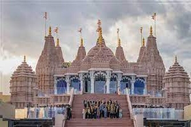 Baps Hindu Temple Tour in Abu Dhabi - Why the BAPS Hindu Mandir matters in Abu Dhabi