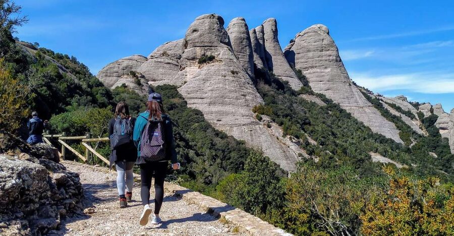 Barcelona: Montserrat Monastery & Hiking Off the Beaten Path - Who should book this hike