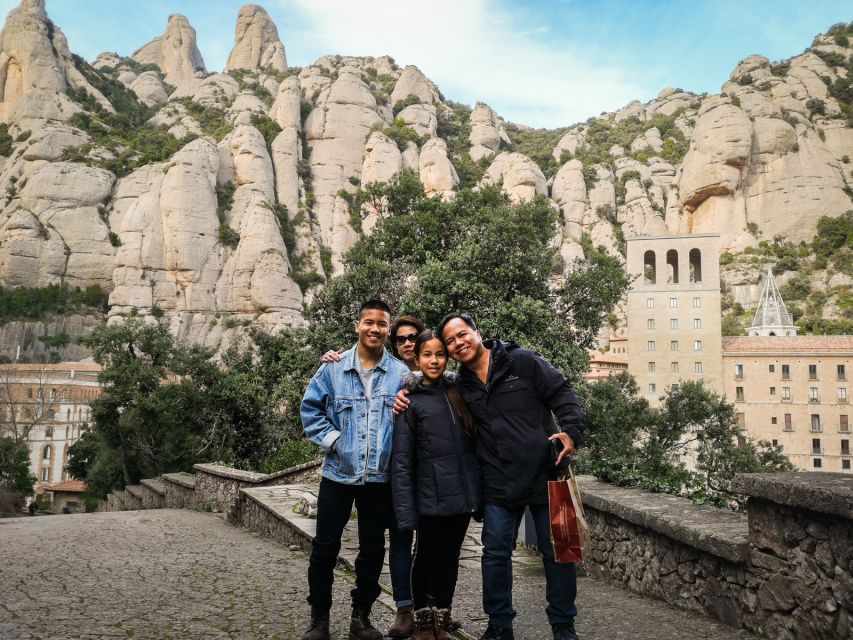 Barcelona: Montserrat Private Trip with Monastery Ticket - Arriving at the monastery and Santa Maria Square