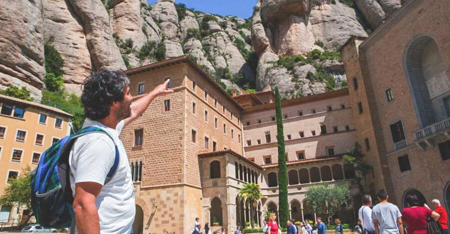 Barcelona: Montserrat Private Trip with Monastery Ticket - Choosing private or semi-private transport