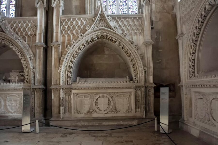 Batalha Monastery: Private Tour - Gothic structure and Manueline detail
