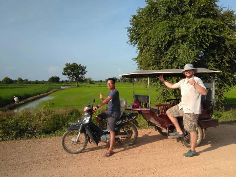 Battambang family tuktuk tour BambooTrain/Wat Banan/Bat cave - Key points to know before you go