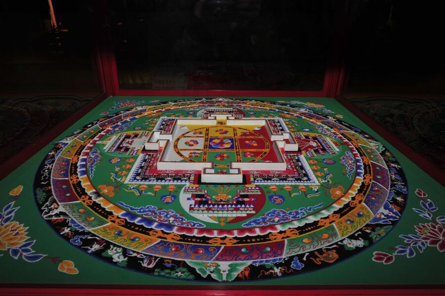 Beijing: Lama Temple, Confucius Temple and Guozijian Museum - Hutong lanes and everyday Beijing