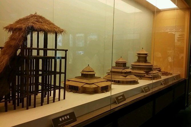 Beijing Private Tour to Temple of Heaven, Panda House and Summer Palace - Lunch with Beijing-style dishes
