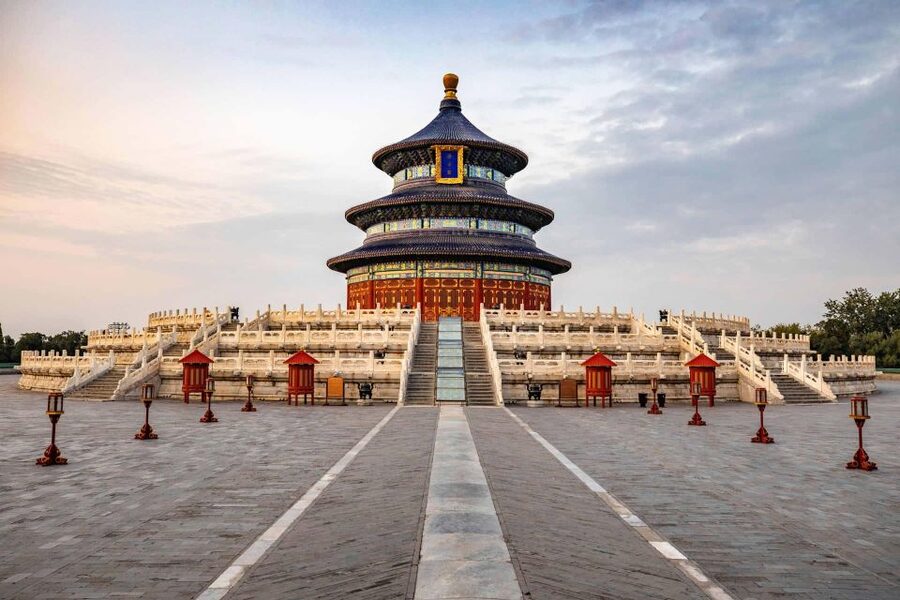 Beijing:Temple of Heaven Private Tour w/Option Show & Dinner - Who should book this experience?