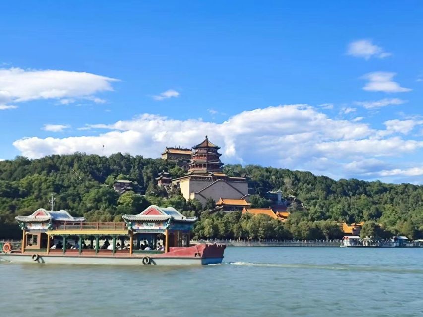 Beijing: The Temple of Heaven or Summer Palace Entry Ticket - Walking through the Summer Palace