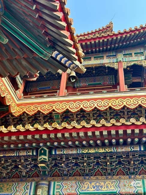 Beijing: Yonghe Lama Temple Tickets with guide (optional) - Tibetan Buddhism in a Chinese architectural setting