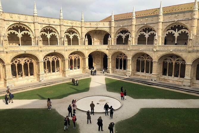 Belem and Jeronimos Monastery Guided Small Group Walking Tour - A pastry stop at Pastéis de Belém