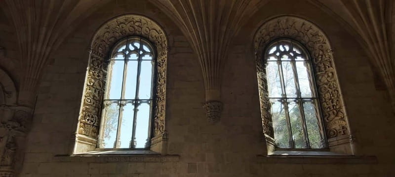 Belém: Jeronimos Monastery, Tickets and Guided tour - Walking, weather, and accessibility