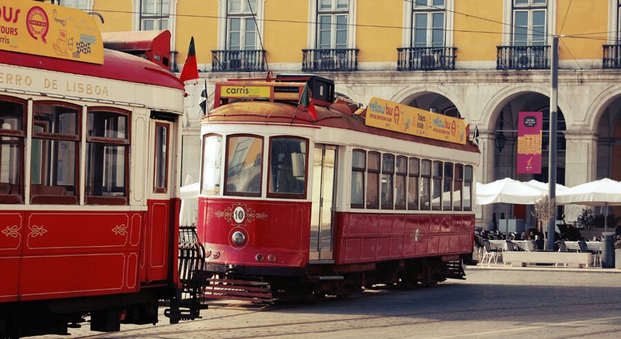 Belém Walking Tour + Jerónimos Monastery Ticket - Booking flexibility and timing