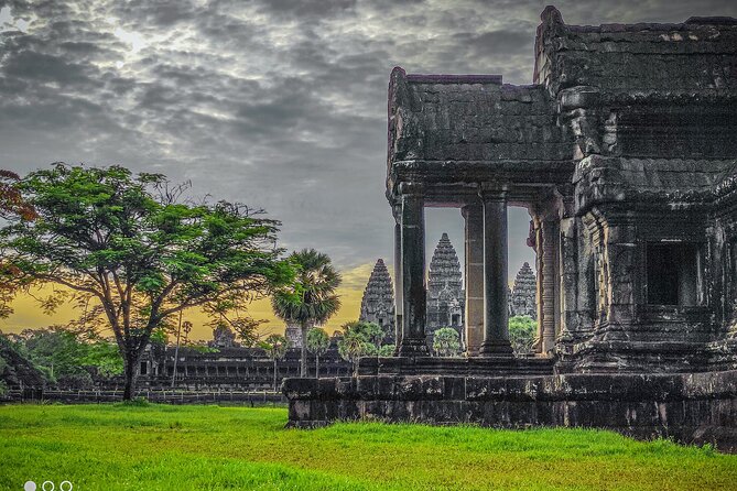 Best Temples Day Tour in Siem Reap with Sunset - Transport, water, and the practical comforts