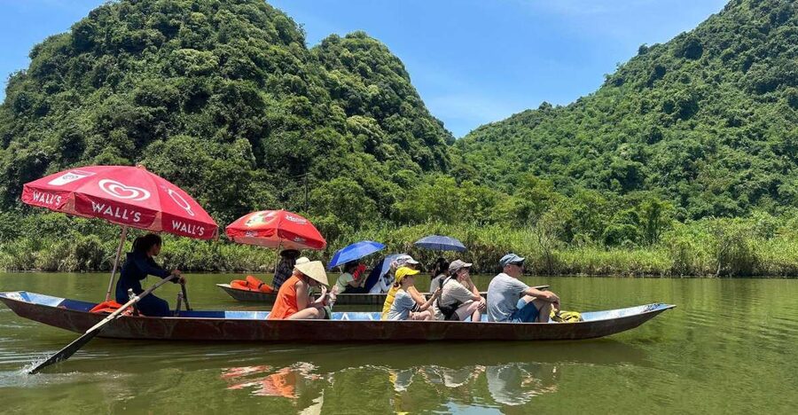 Best trip Perfume Pagoda Full Day - Den Trinh and Thien Tru Pagoda