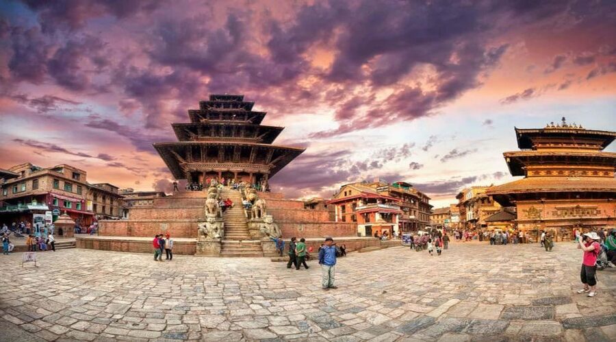 Bhaktapur Durbar Square and Boudhanath Stupa - Beginning at Boudhanath Stupa