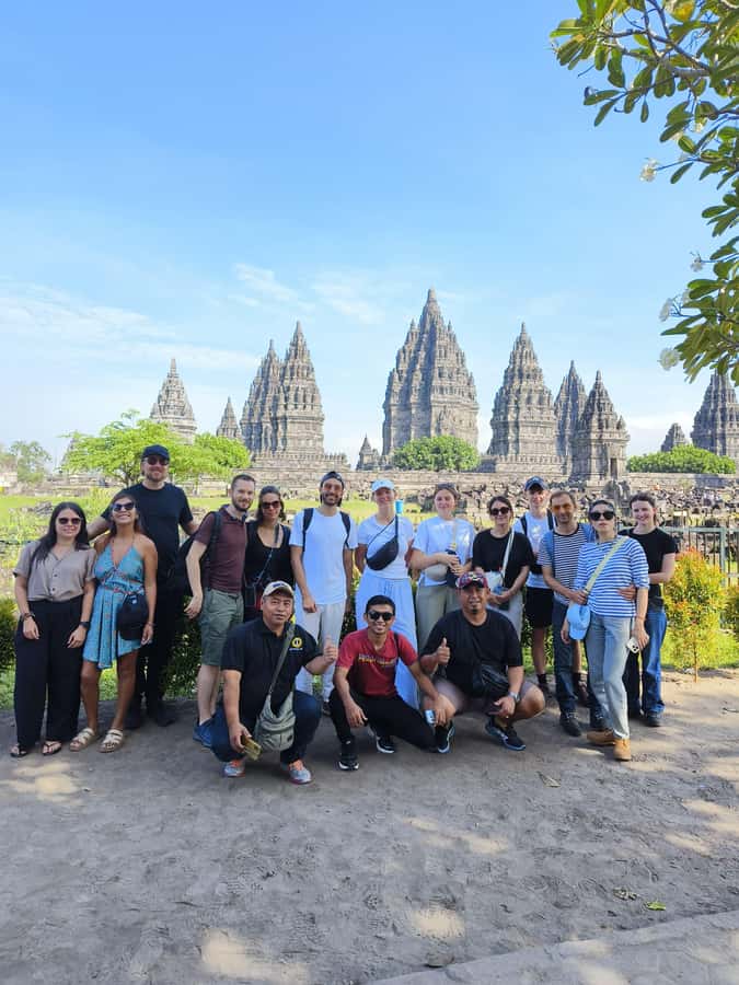 Borobudur &Prambanan Temple Tour Guaranteed Climb to the top - Why Borobudur and Prambanan belong together