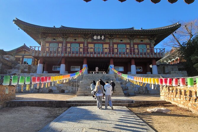Busan Beomeosa Temple & Hongbeopsa Temple with temple lunch - Fitness, timing, and what to bring