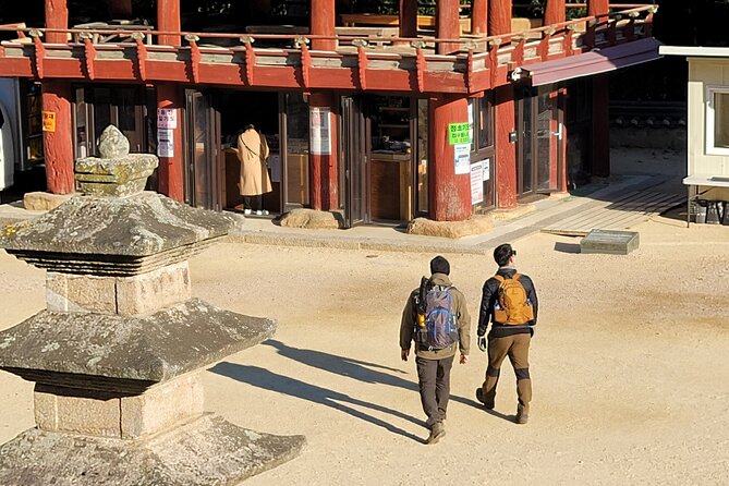 Busan Beomeosa Temple & Hongbeopsa Temple with temple lunch - Should you book this Busan temple experience?