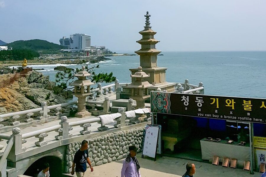 Busan Day Tour with Haedong Yonggungsa Temple & More - Gukje Market and old Busan commerce