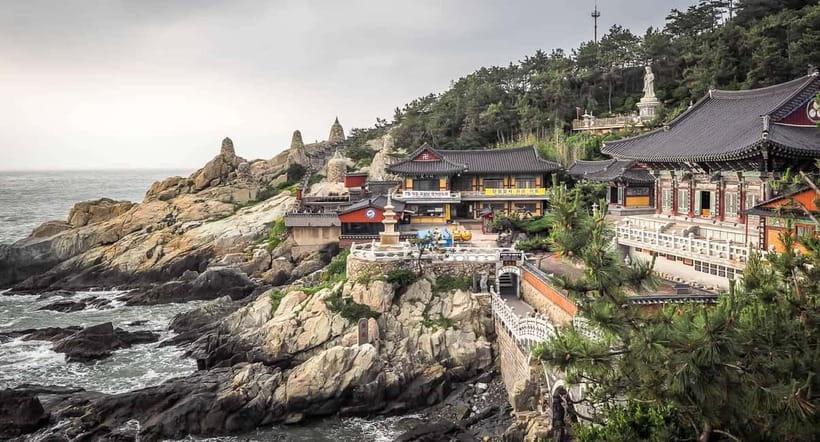 Busan Tour: Gamcheon Village & Yonggungsa Temple + Lunch - Hwangnyeongsan for a high view of Busan
