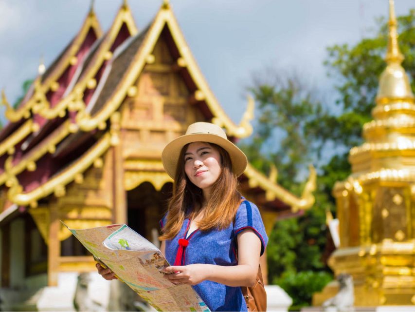 Chiang Mai: 3 Hour Old City and Temples Guided Walking Tour - What the guides add
