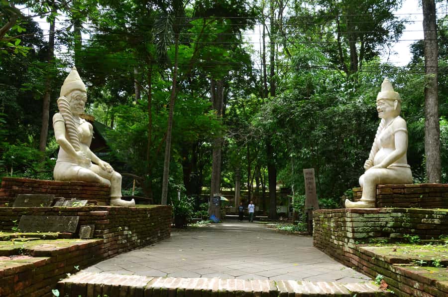 Chiang Mai: 4-hour Doi Suthep, Wat Umong, & Wat Phalat Tour - Timing, weather, and practical comfort