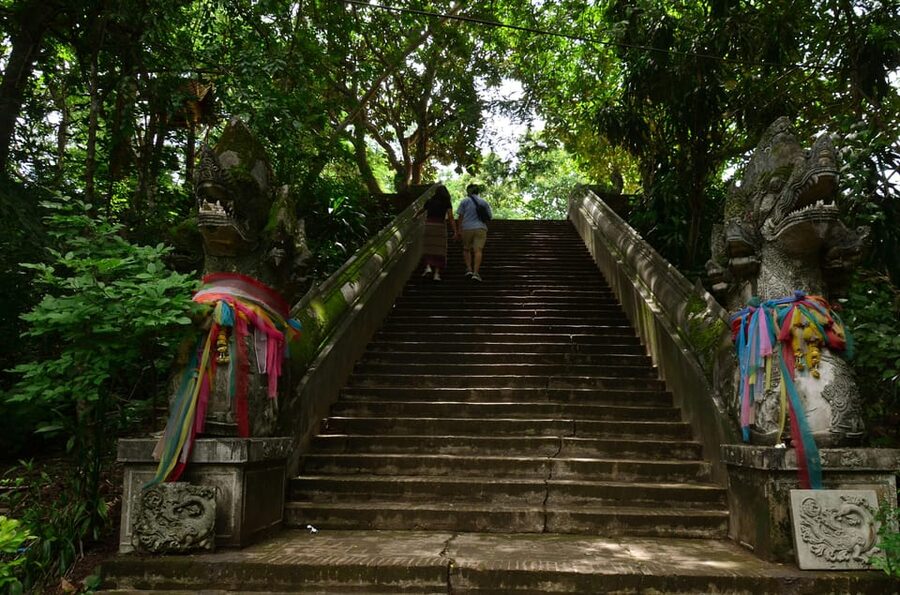 Chiang Mai: 4-hour Doi Suthep, Wat Umong, & Wat Phalat Tour - Is the $102 group price good value?