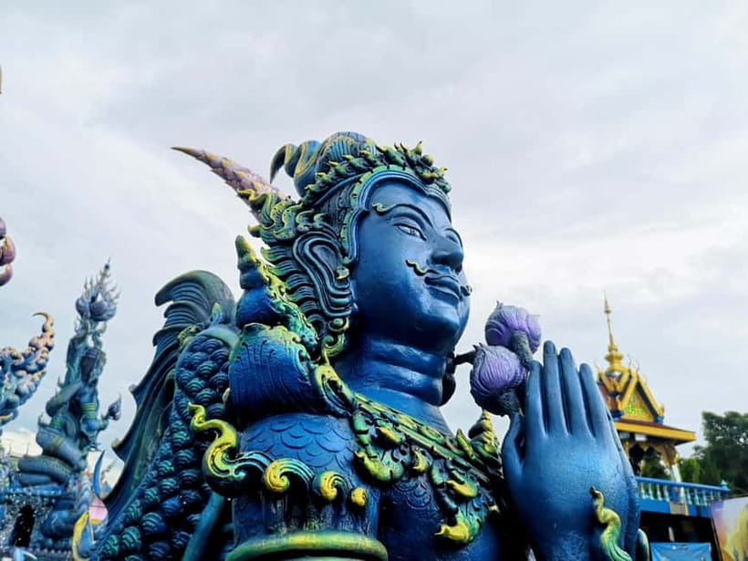 Chiang Mai: Chiang Rai Temples and Long-Neck Karen Village - Key points to know before booking