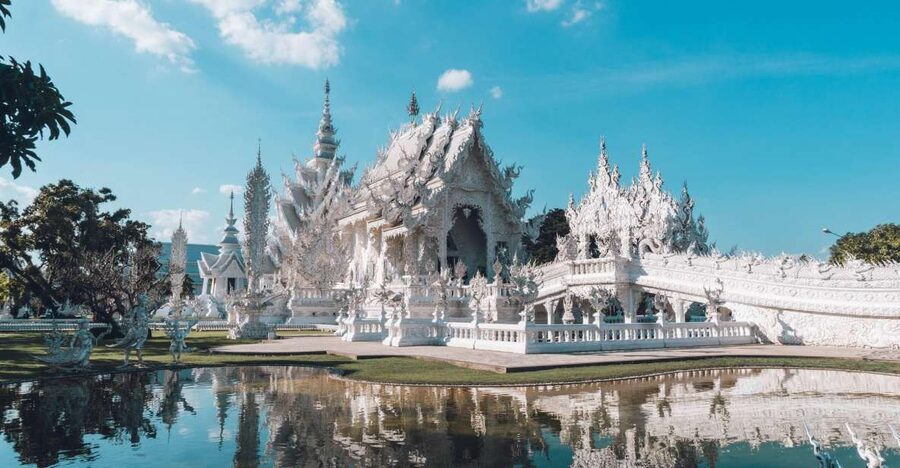 Chiang Mai: Chiang Rai Temples & Black House Discovery Tour - Key points to know before booking