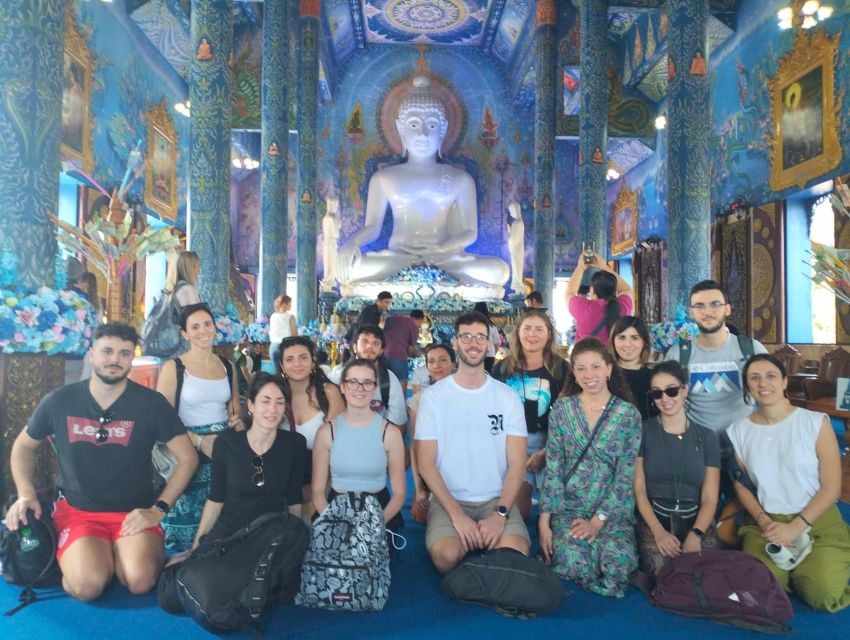 Chiang Mai: Chiang Rai Temples & Black House Discovery Tour - Pickup in Chiang Mai and the road north