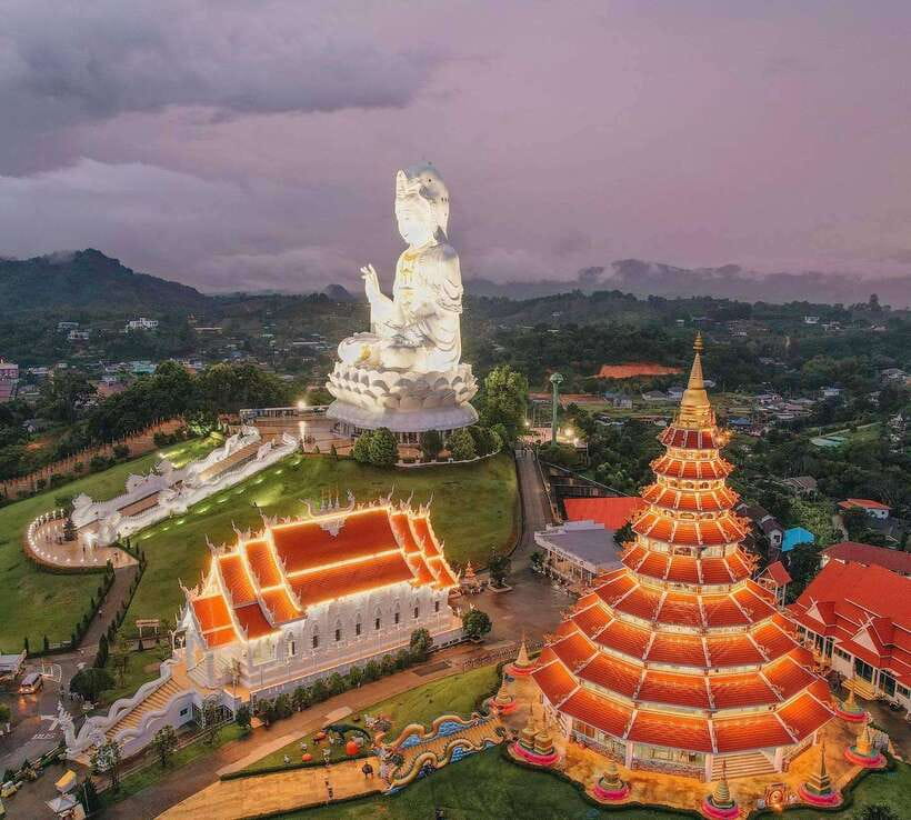 Chiang Mai> Chiang Rai Temples(White/Red/Blue) Day Tour - Wat Rong Khun, the dazzling White Temple