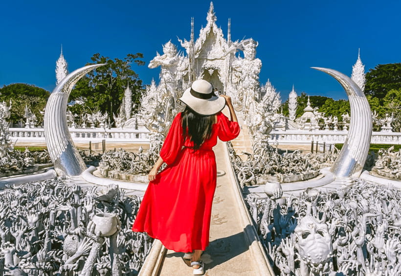 Chiang Mai: Chiang Rai White, Blue, Red Temples & Long Neck - Mae Kachan Hot Spring gives you a first break