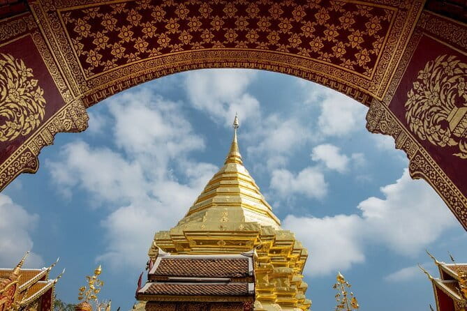 Chiang Mai Doi Suthep Temple and Wat Pha Lat Hike - Walking the old Monk’s Trail to Wat Pha Lat