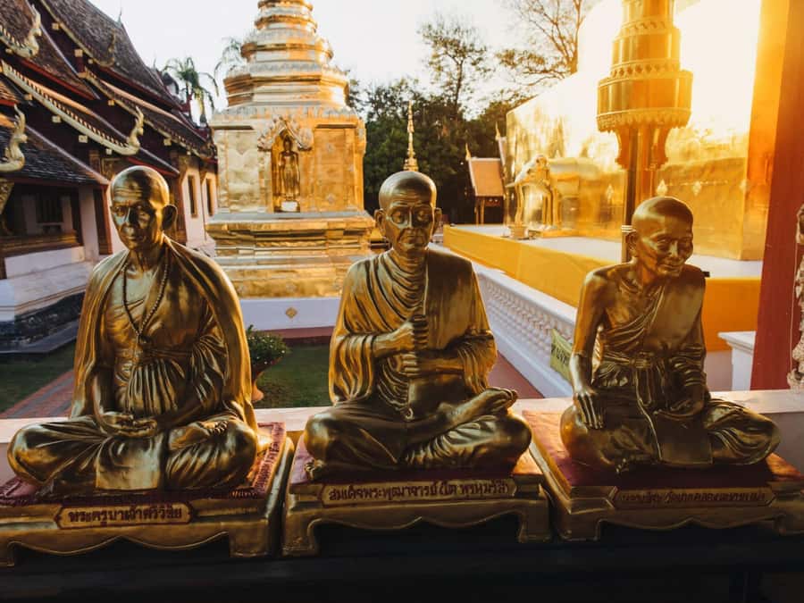 Chiang Mai: Doi Suthep Temple & Sticky Waterfall Trip - Doi Suthep and the golden pagoda