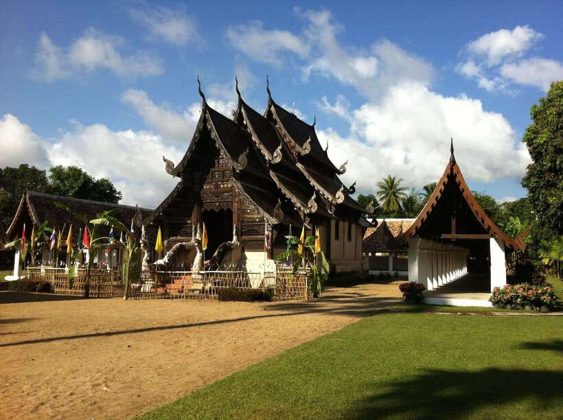 Chiang Mai:Hidden Gems: From Ancient Ruins to Serene Temples - Guide quality and group size